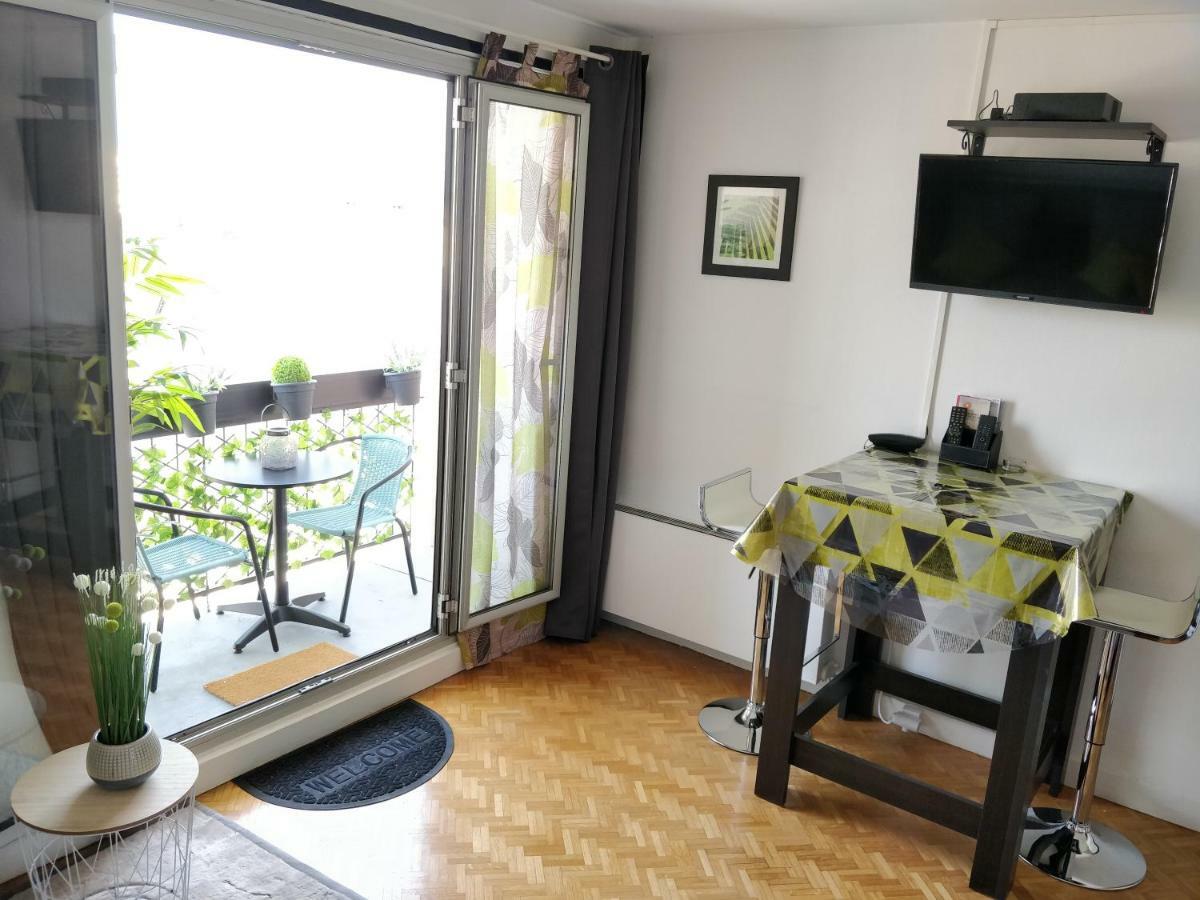 Le Parisien T1Antony-Berny By Beds4Wanderlust - 35M2 Avec Balcon - Aeroport Orly 5Miles - Train Station Rer B Orlyval 1Mile Apartment Luaran gambar